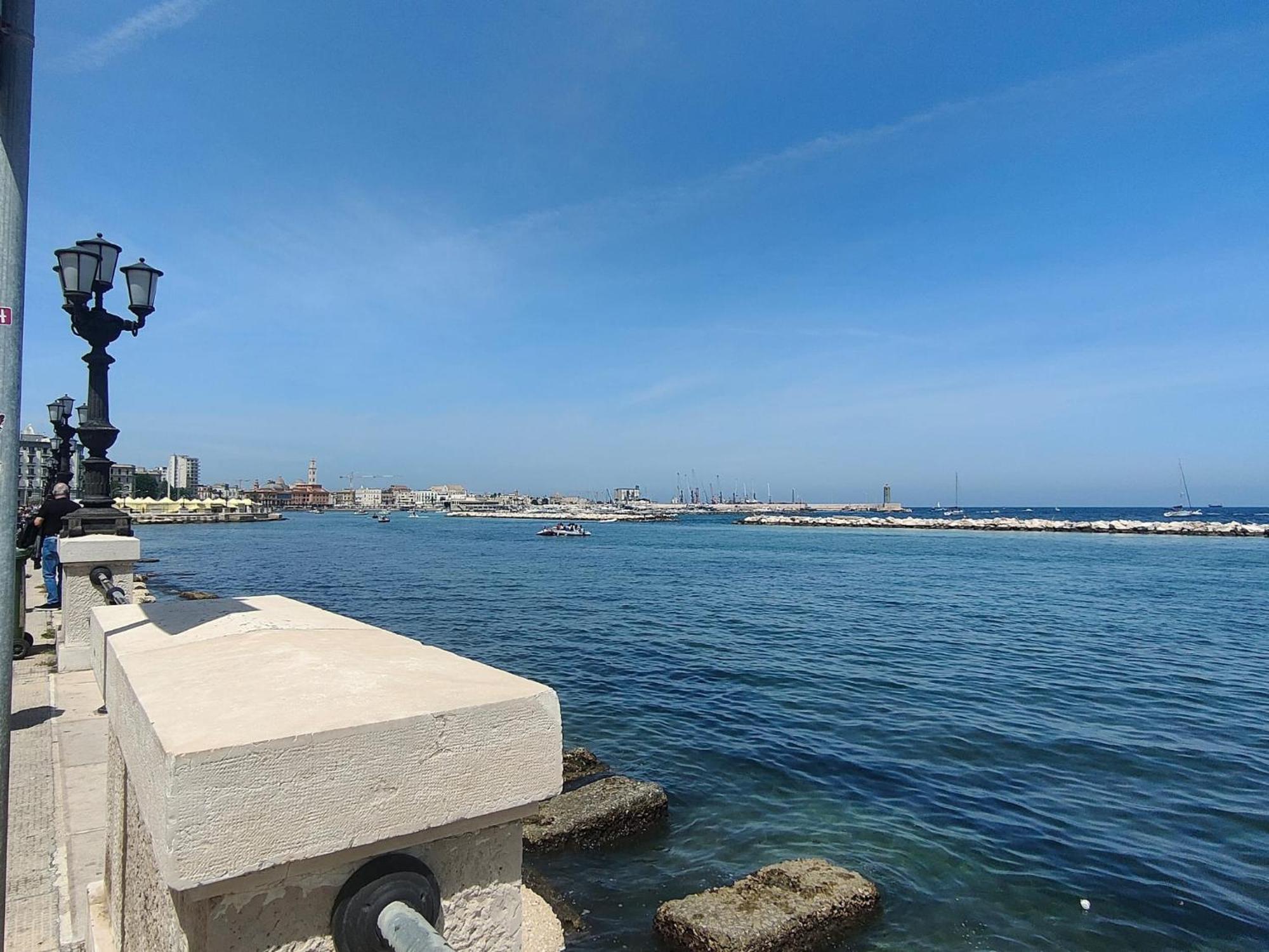 Casa Vacanze Volare Mare Fuori Bari Buitenkant foto