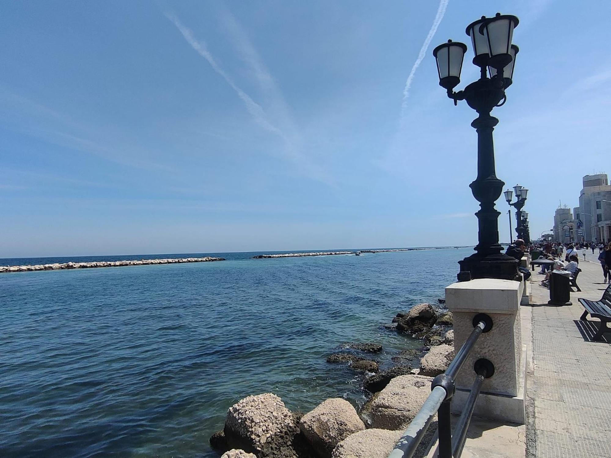 Casa Vacanze Volare Mare Fuori Bari Buitenkant foto